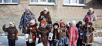 «Дюймовочка» спешит на помощь птицам
