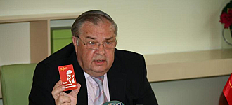 От нас в ВР от КОММунистов пойдет "придавленный" КОММунальщик?