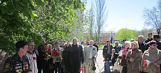 Опять ЧАЭС, опять памятный камень, но ликвидаторов меньше