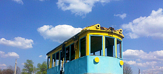 Памятник есть, но пациент пока жив....