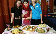Лицей устроил шоу «вкусняшек»