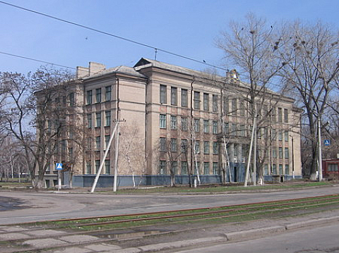 Выборы в 15-й школе, партии выдвинули кандидатов